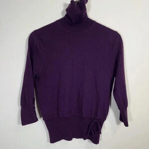 ELENA SOLANO | MERINO  WOOL PURPLE TURTLE NECK SHORT SLEEVE SWEATER